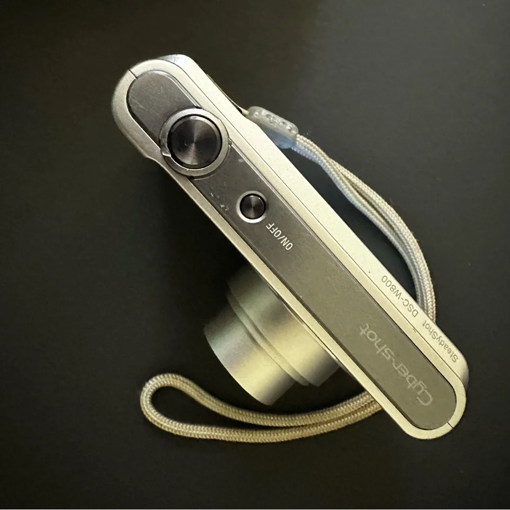 Sony cybershot  Silver Digital Camera Compact and Stylish